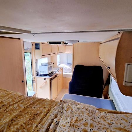 Camping-Car ヴィトリー・ル・フランソワ エクステリア 写真