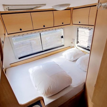 Camping-Car ヴィトリー・ル・フランソワ エクステリア 写真