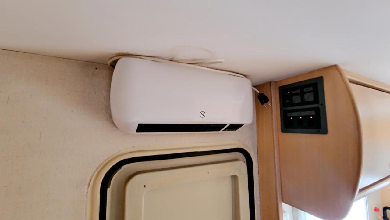Camping-Car ヴィトリー・ル・フランソワ エクステリア 写真